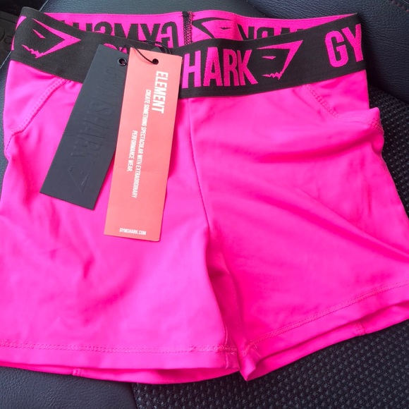 SOLD SOLD SOLD gymshark NWTshorts - Picture 4 of 4